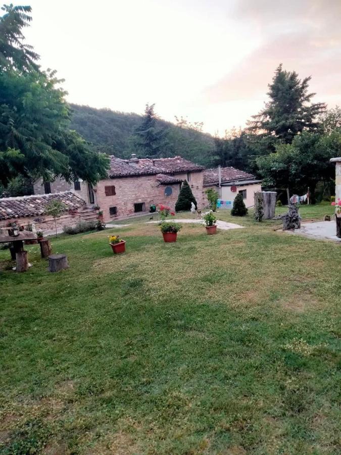 Il Giardino Dei Sogni Bed & Breakfast Montefortino Bagian luar foto