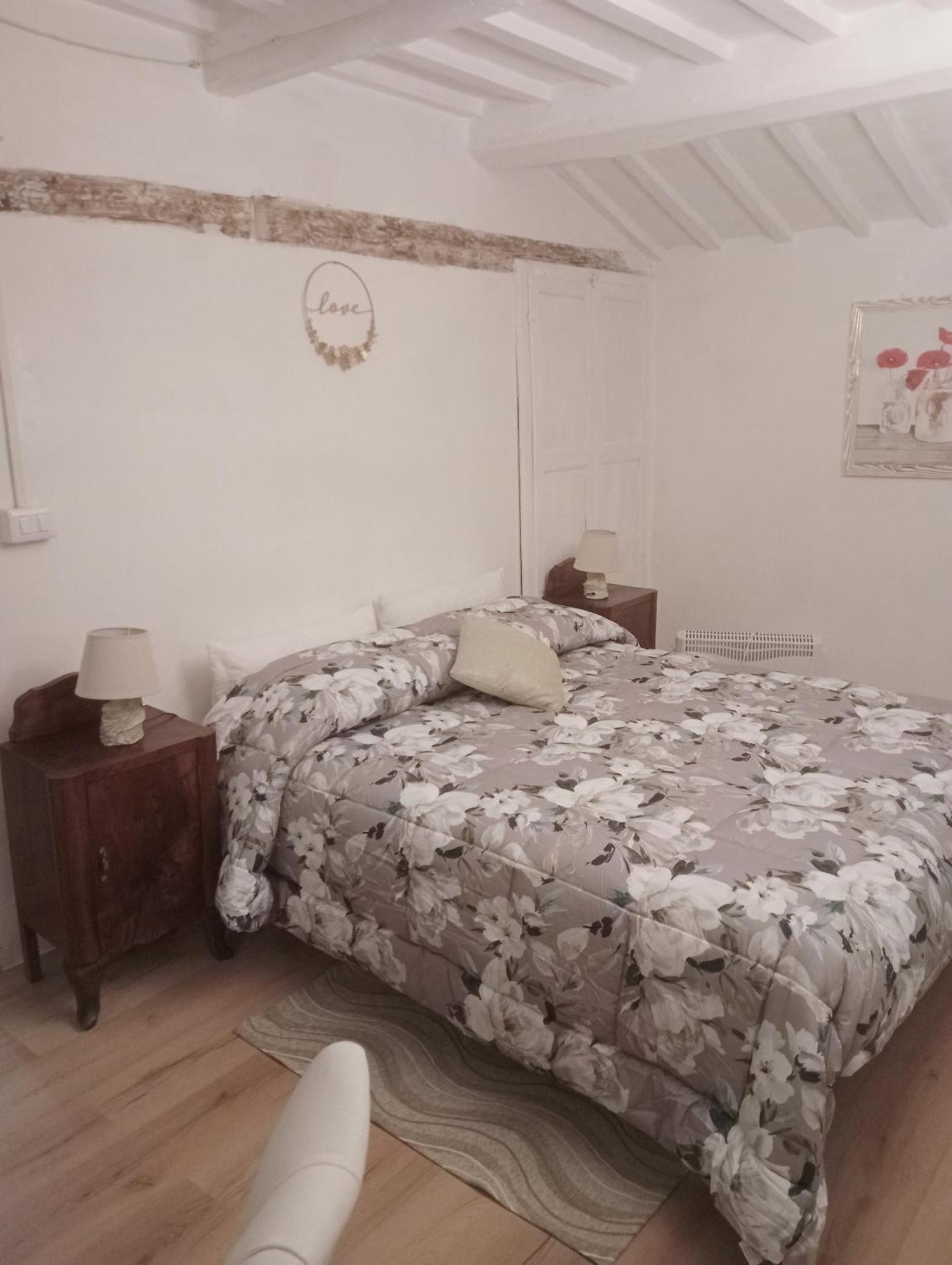 Il Giardino Dei Sogni Bed & Breakfast Montefortino Bagian luar foto